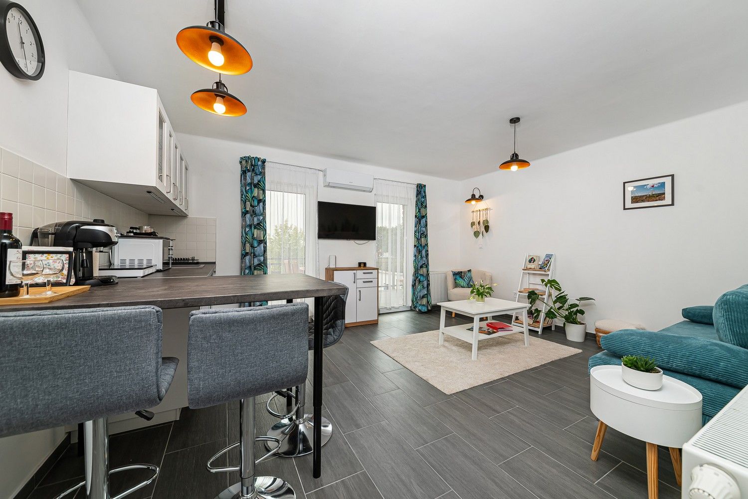 1. Apartman