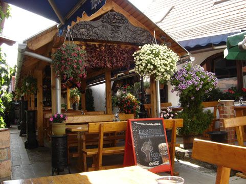Gulyásudvar – Vendéglő a Keszeghez