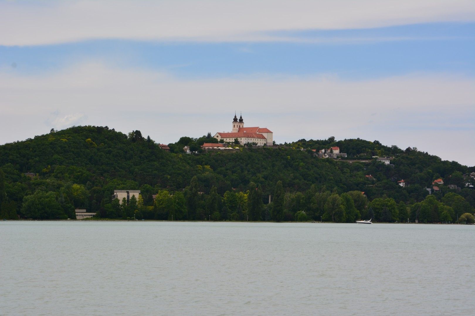 Élménykínálók