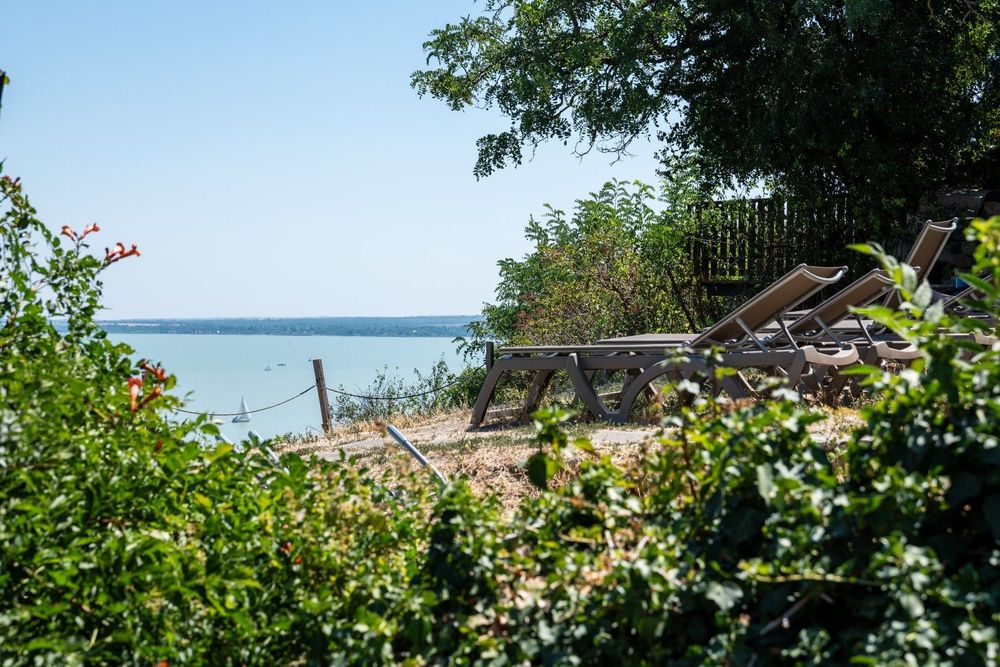 Kilátás 2