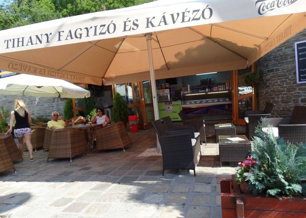 Tihany Fagyizó és Kávézó